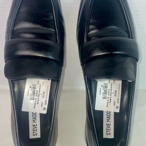 Steve Madden Classic Black Leather Loafers
